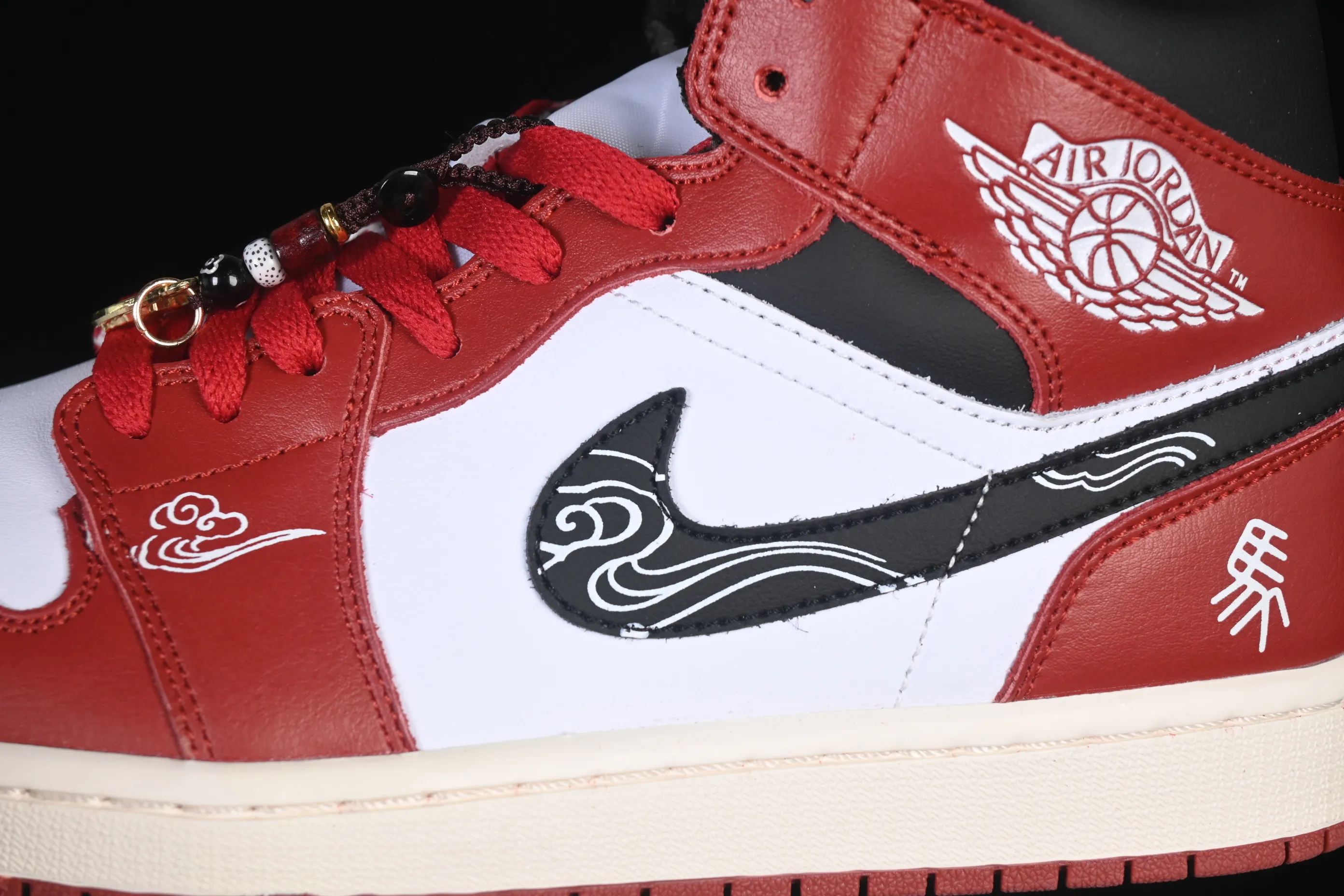 All Categories Air Jordan Jordan Series Basketball Shoes Air Jordan 1 Mid Air Jordan 1 Mid AJ1 Joe 1 Year of the Horse Limited Chinese Cultural Leisure Sneakers DQ8426-105
